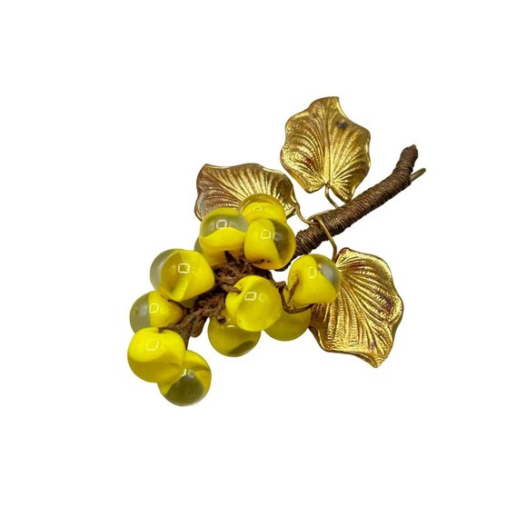 Possibly Miriam Haskell Grape Brooch Glass Givre Yellow & Brass Leaf Hand Wired - Picture 1 of 6
